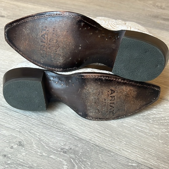 EUC White Ariat Sterling Boots - Picture 7 of 10